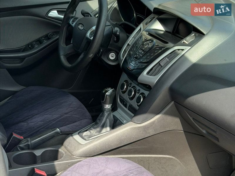 Хетчбек Ford Focus 2012 в Івано-Франківську