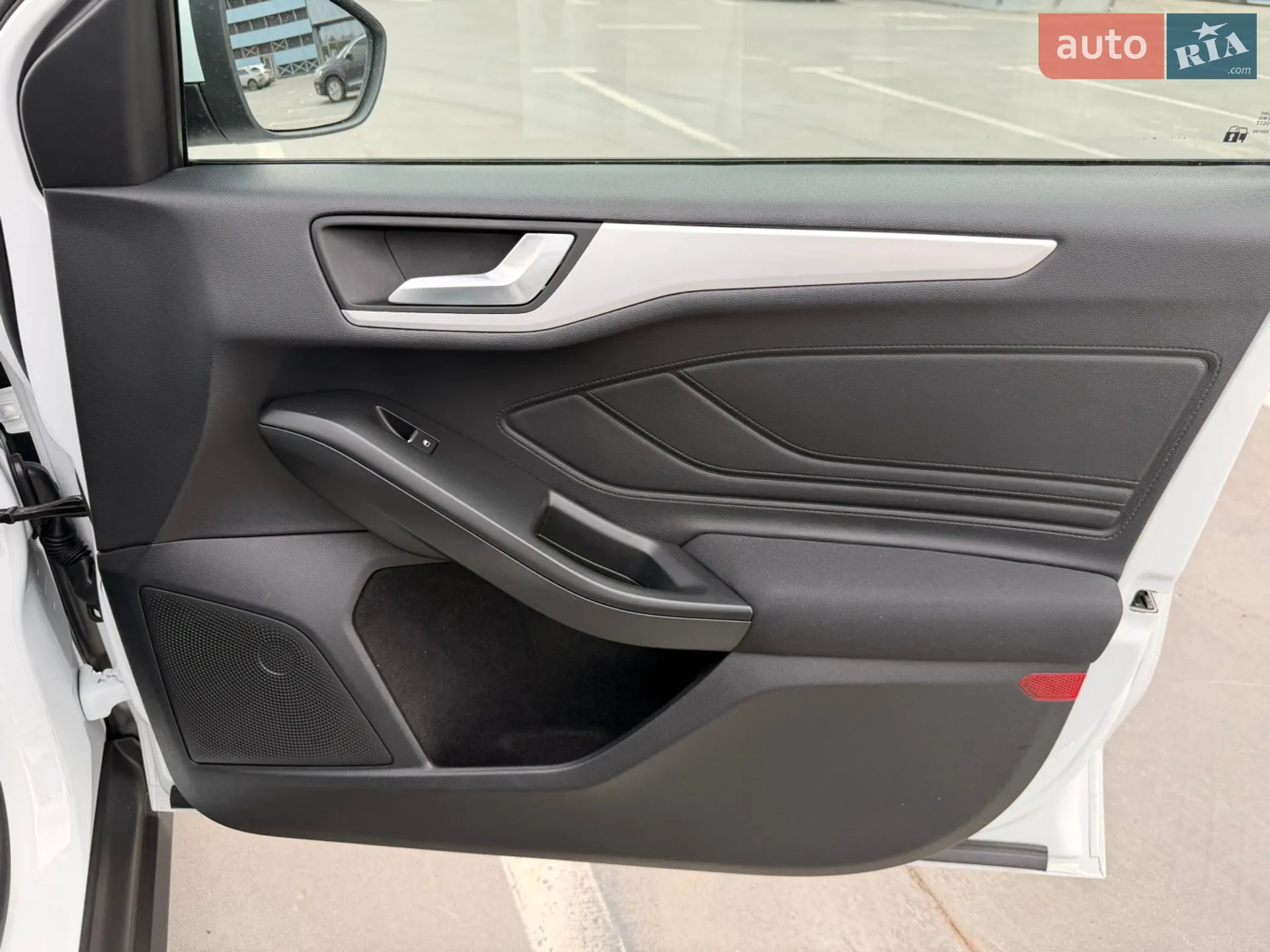 2019 Ford Focus - мініатюра 17