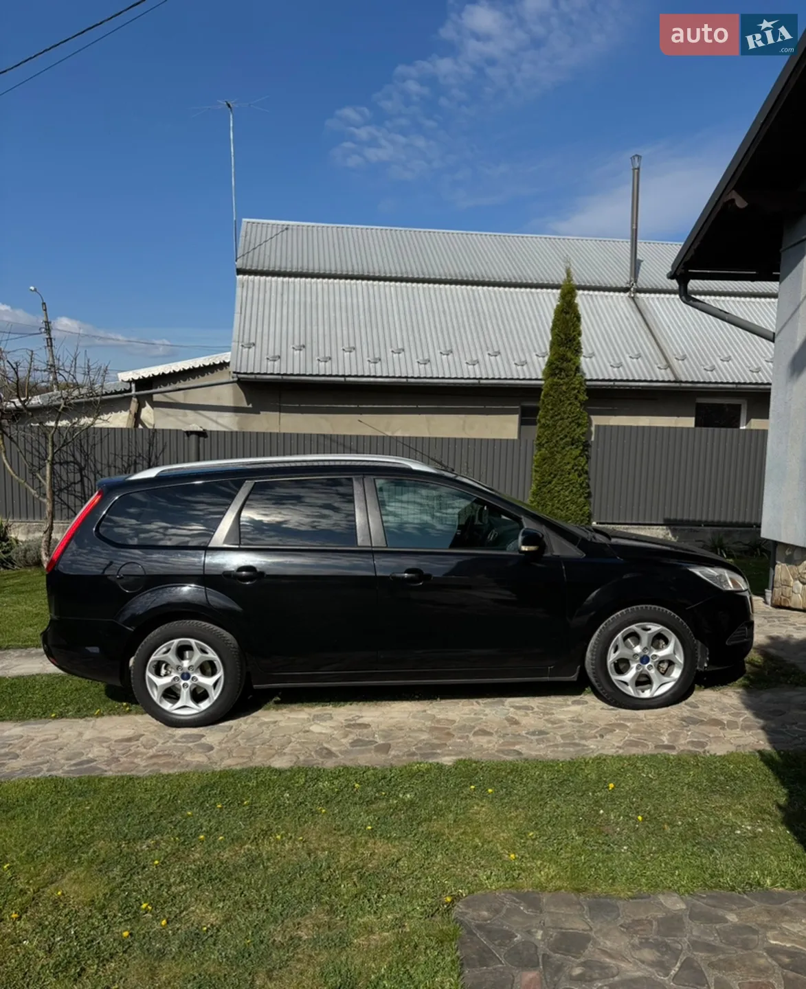 2010 Ford Focus - мініатюра 4