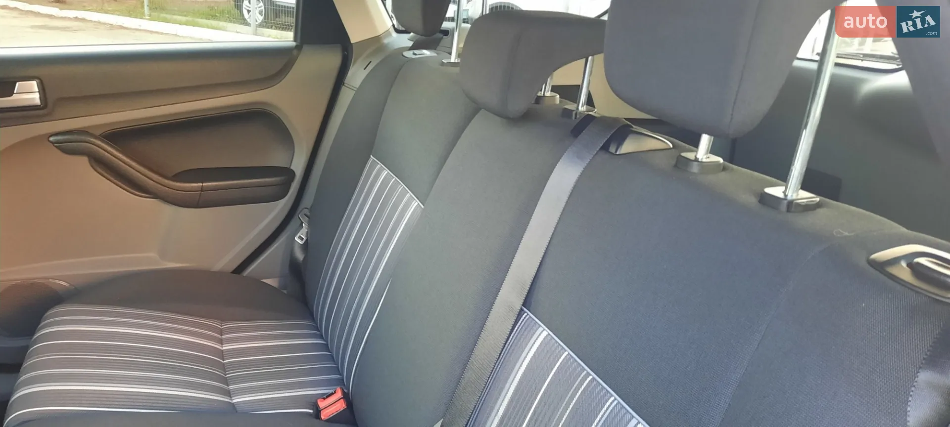2010 Ford Focus - мініатюра 54