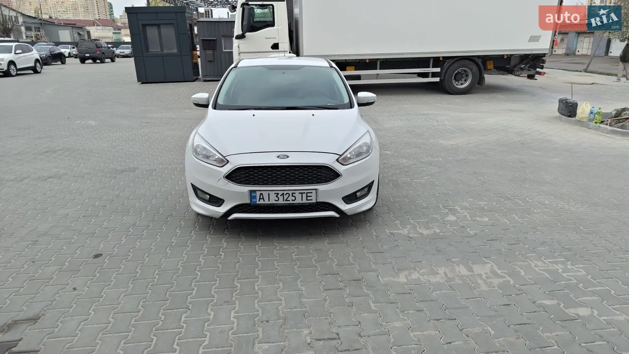 2016 Ford Focus - мініатюра 15