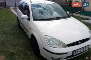 Хэтчбек Ford Focus 2000 в Чемеровцах