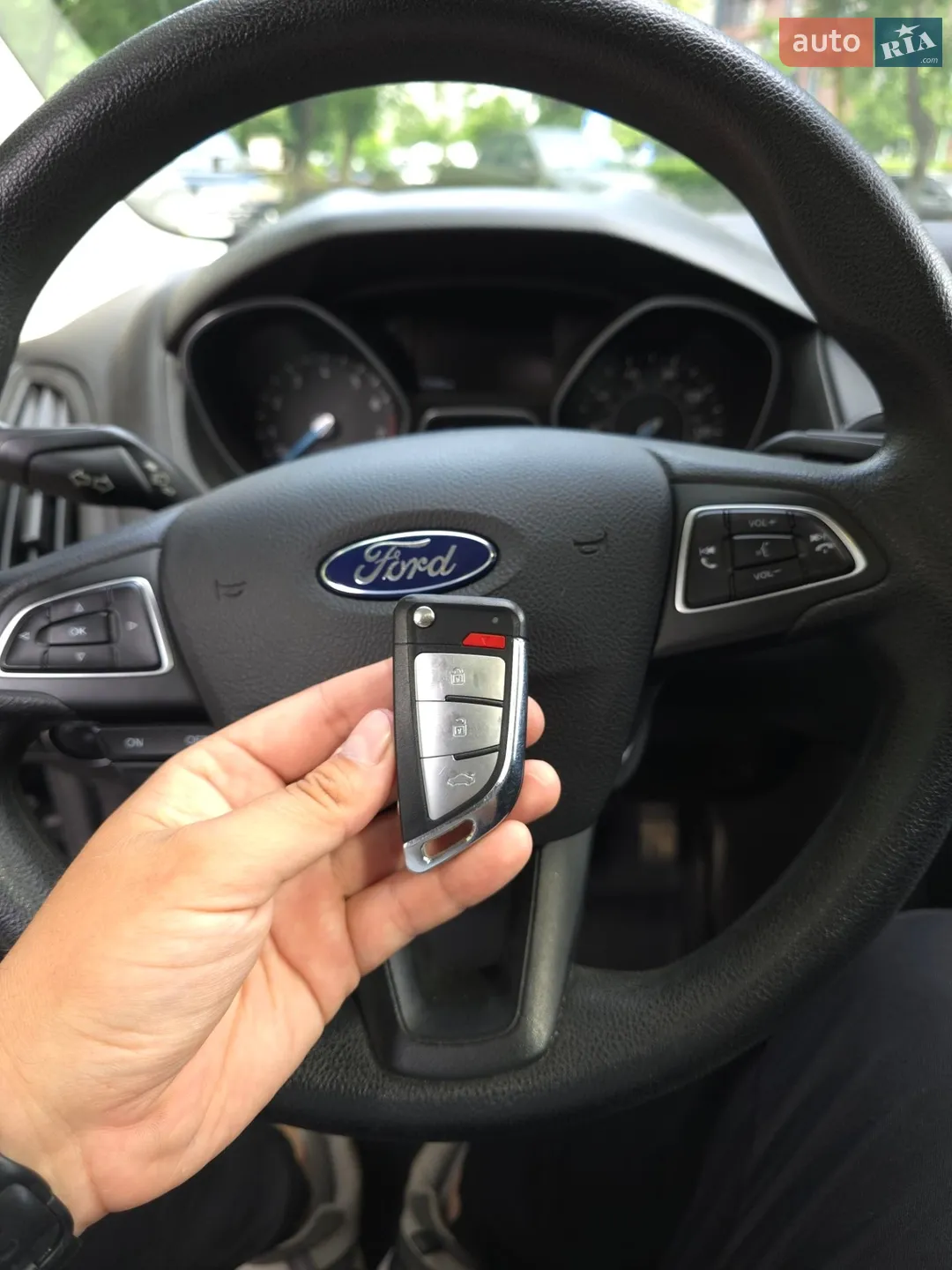 2017 Ford Focus - мініатюра 15