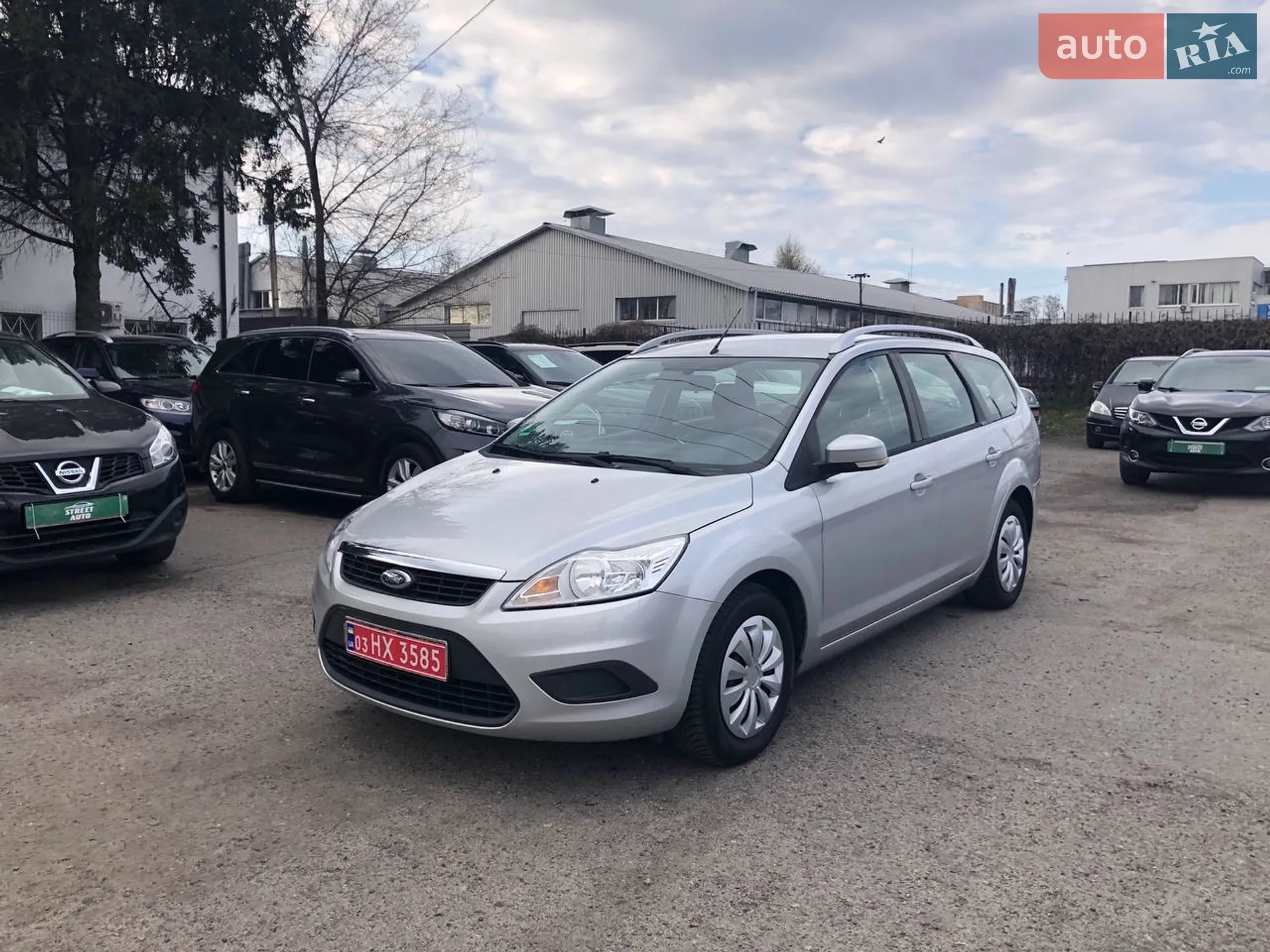 2010 Ford Focus - мініатюра 3