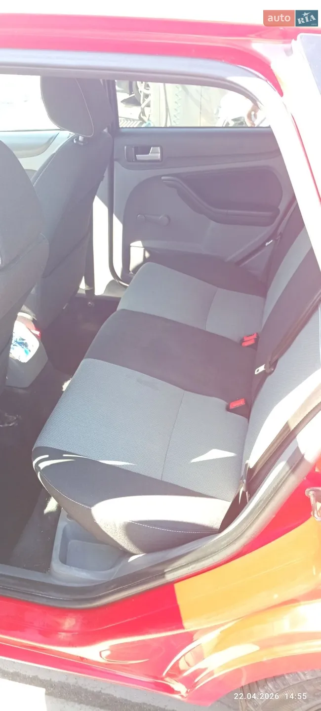 2010 Ford Focus - мініатюра 5