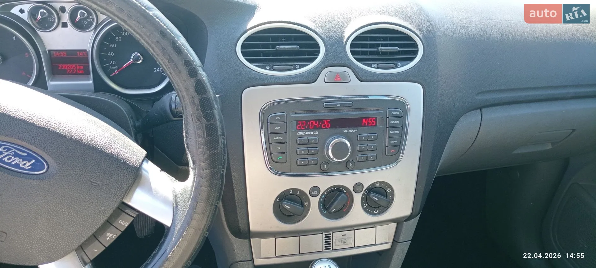 2010 Ford Focus - мініатюра 2