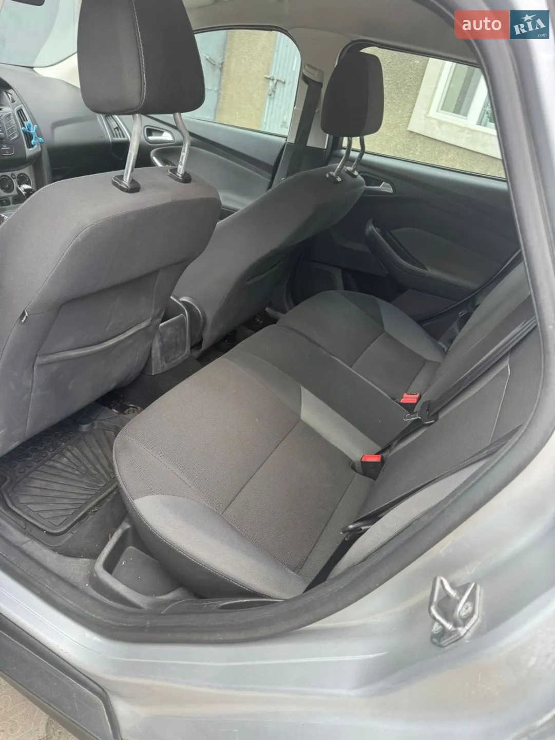 2011 Ford Focus - мініатюра 12