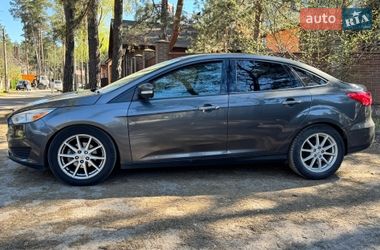 Седан Ford Focus 2016 в Киеве