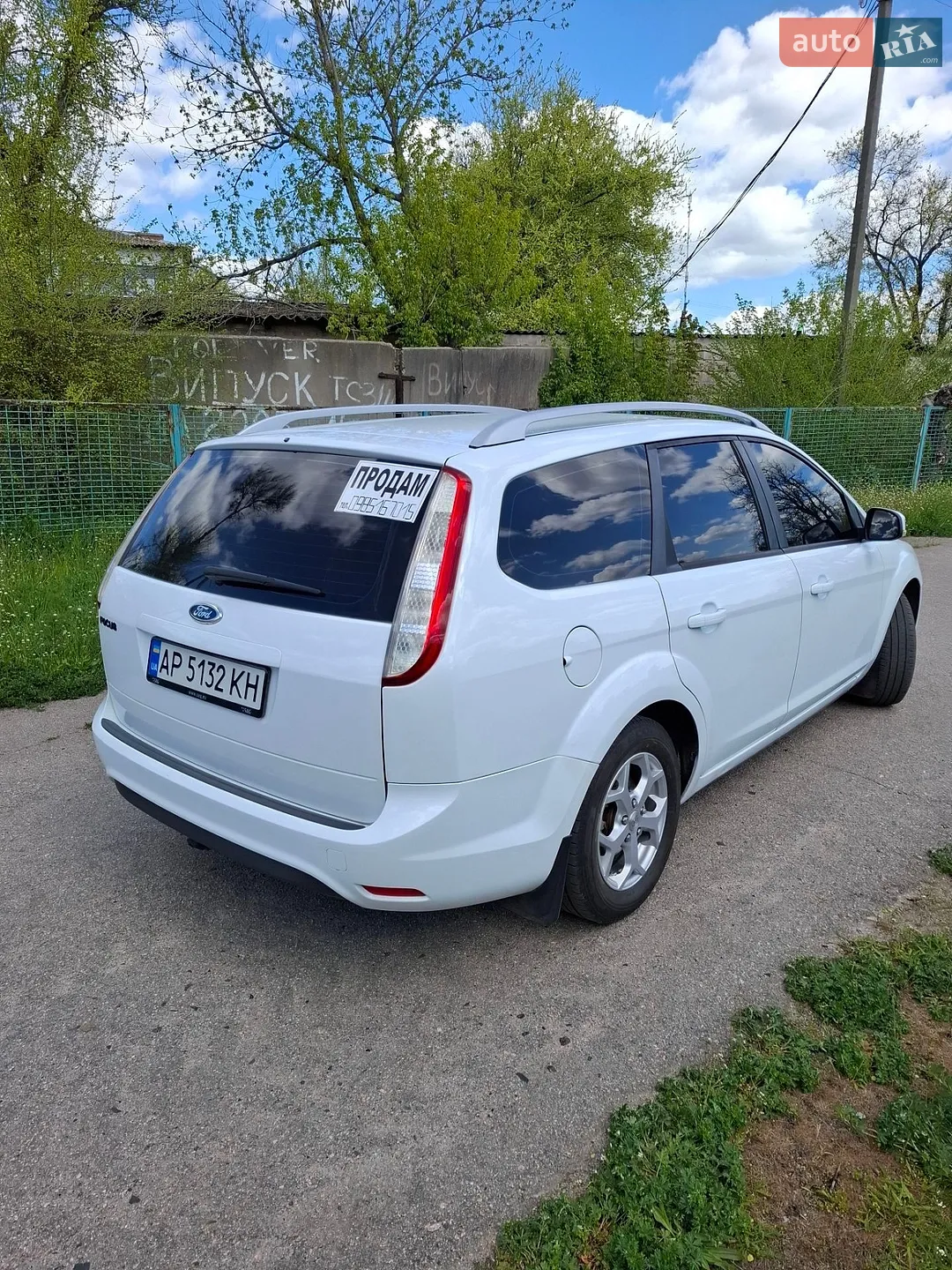2010 Ford Focus - мініатюра 7
