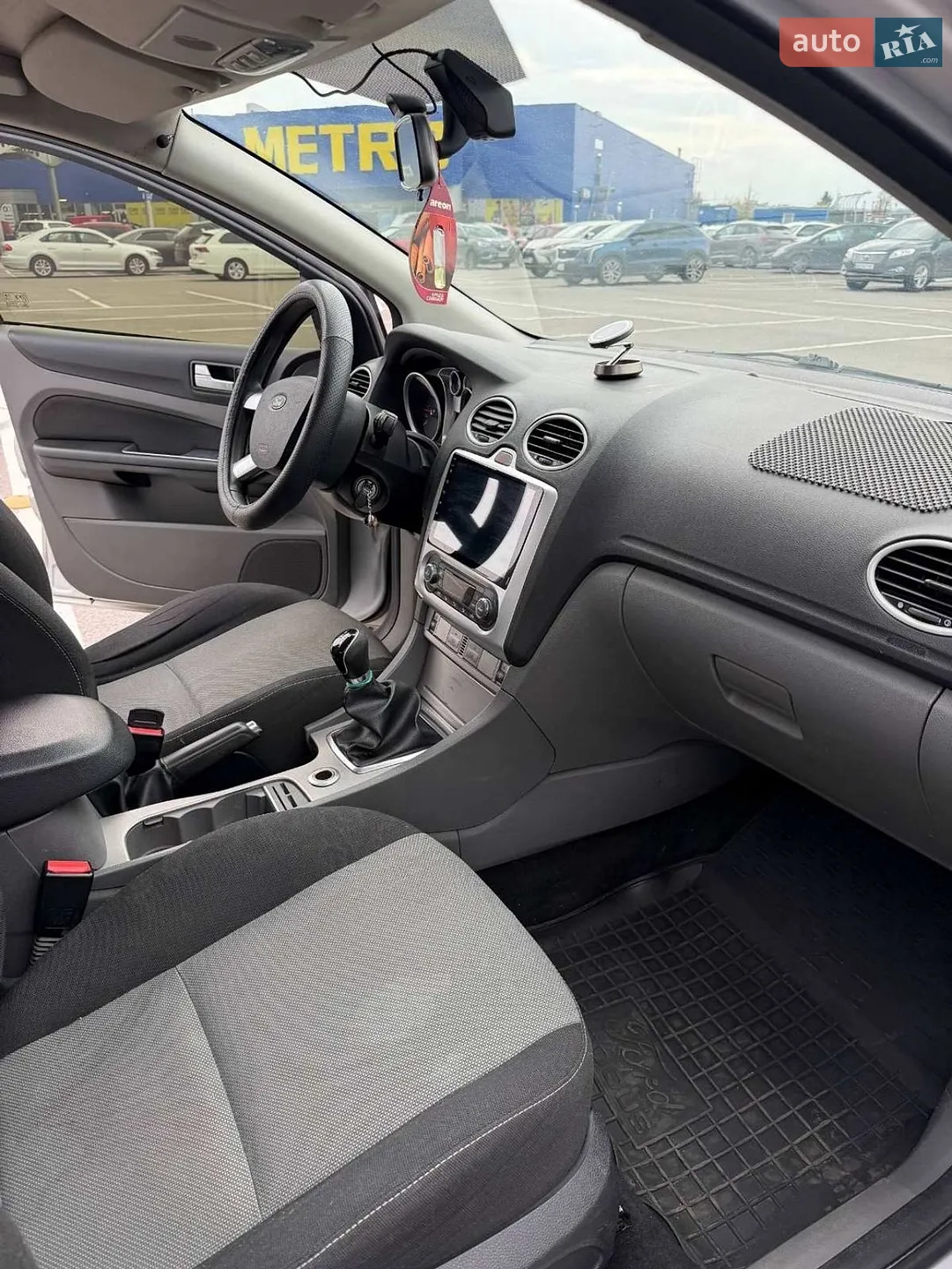 2010 Ford Focus - мініатюра 8