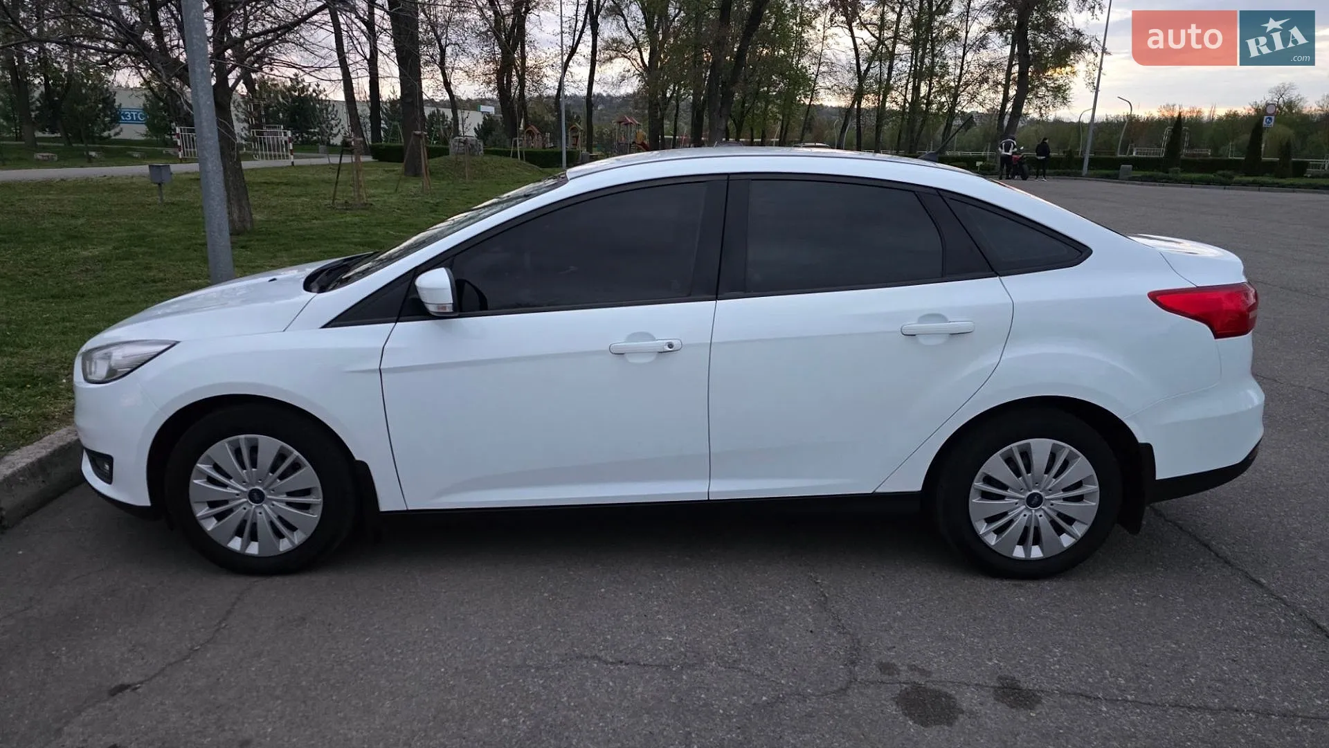 2017 Ford Focus - мініатюра 10