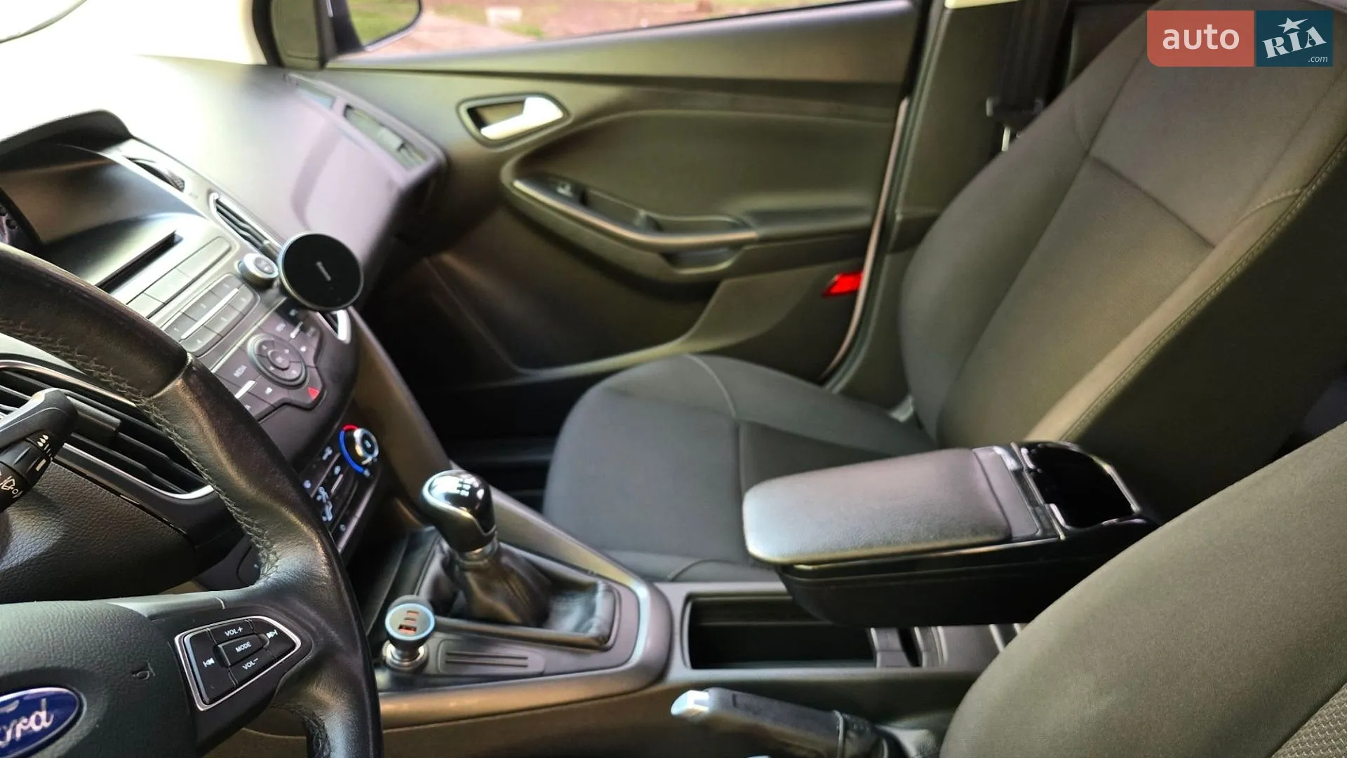 2017 Ford Focus - мініатюра 32