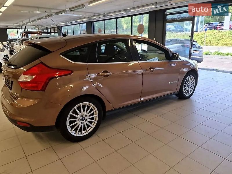 Ford Focus 2014