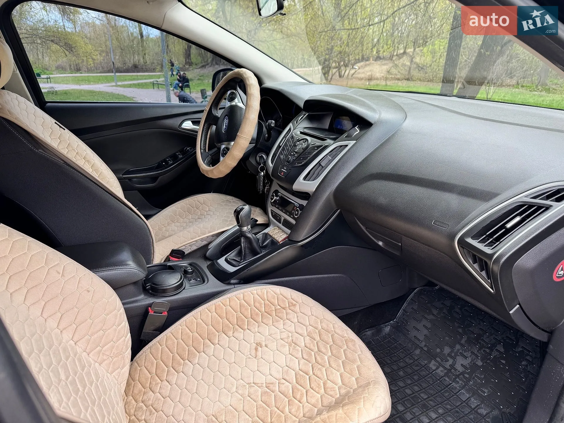 2012 Ford Focus - мініатюра 16