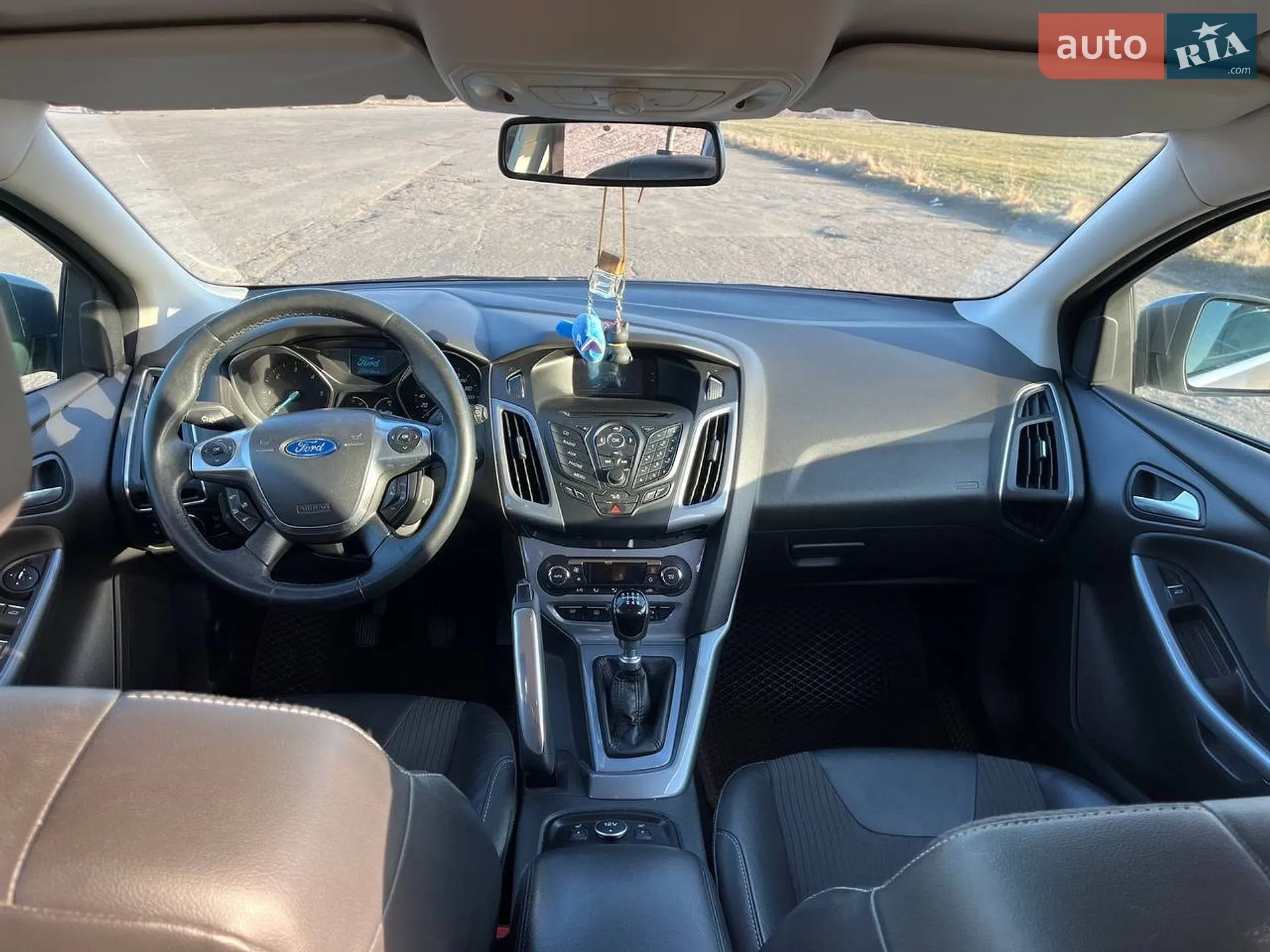 2011 Ford Focus - мініатюра 17