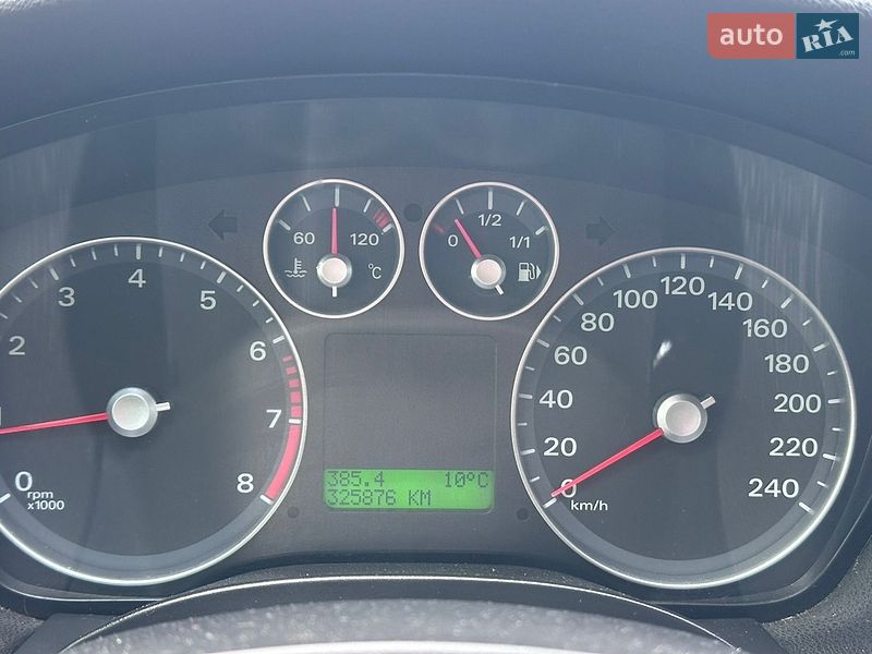 Хэтчбек Ford Focus 2007 в Белой Церкви
