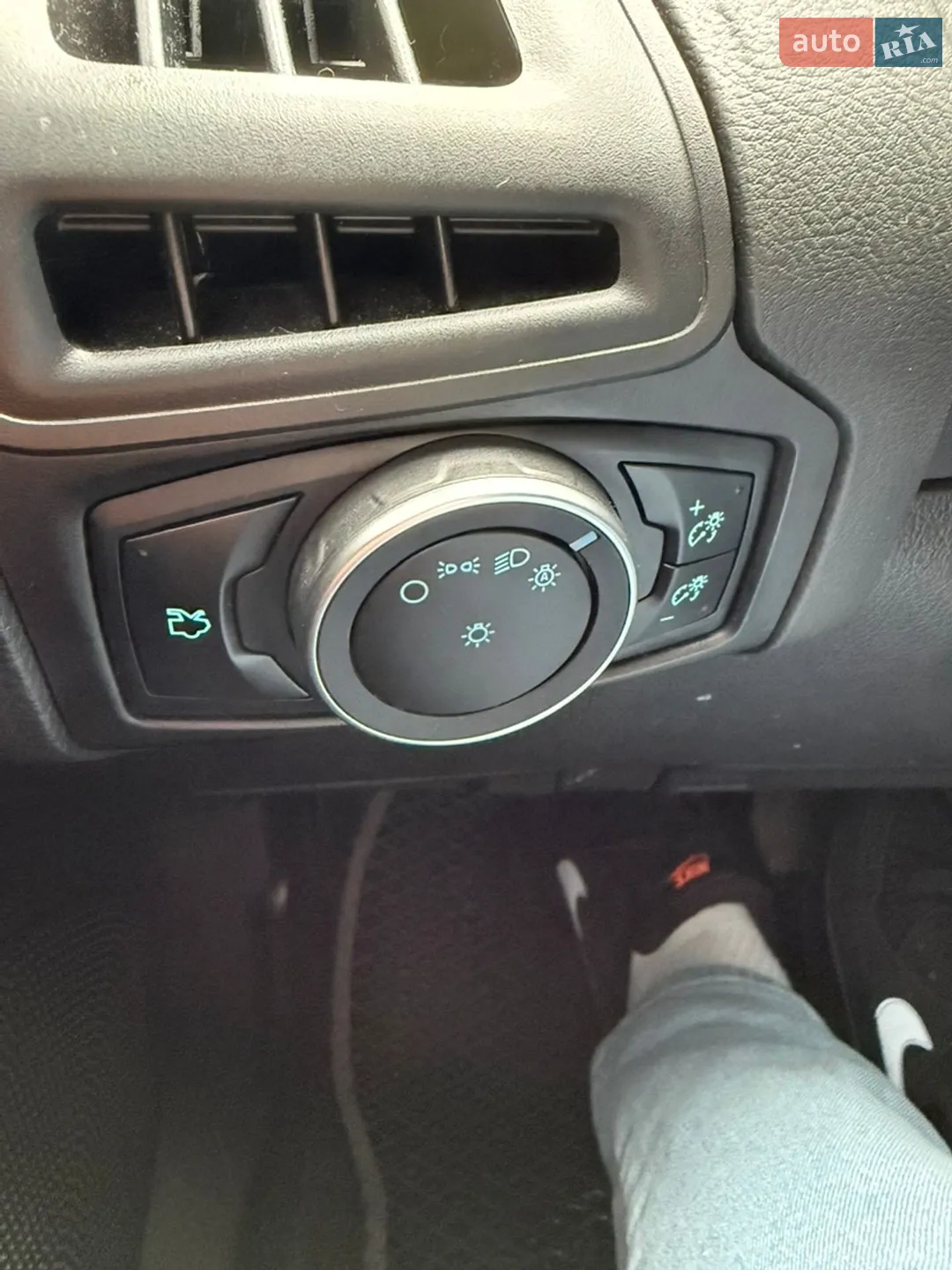 2015 Ford Focus - мініатюра 9