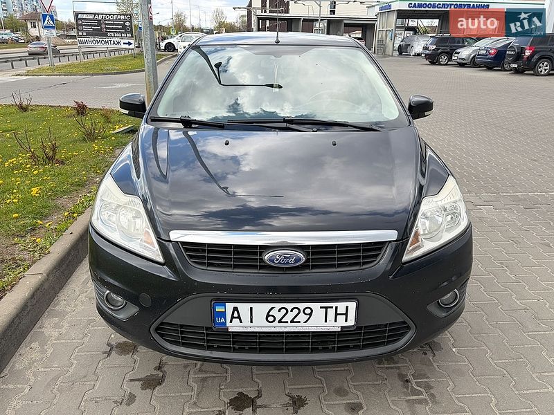 Хэтчбек Ford Focus 2011 в Киеве