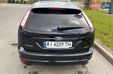 Хэтчбек Ford Focus 2011 в Киеве