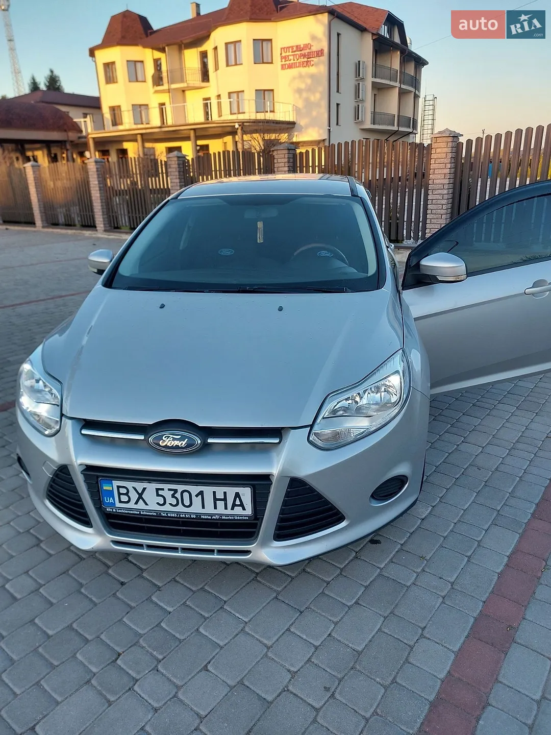 2011 Ford Focus - мініатюра 2