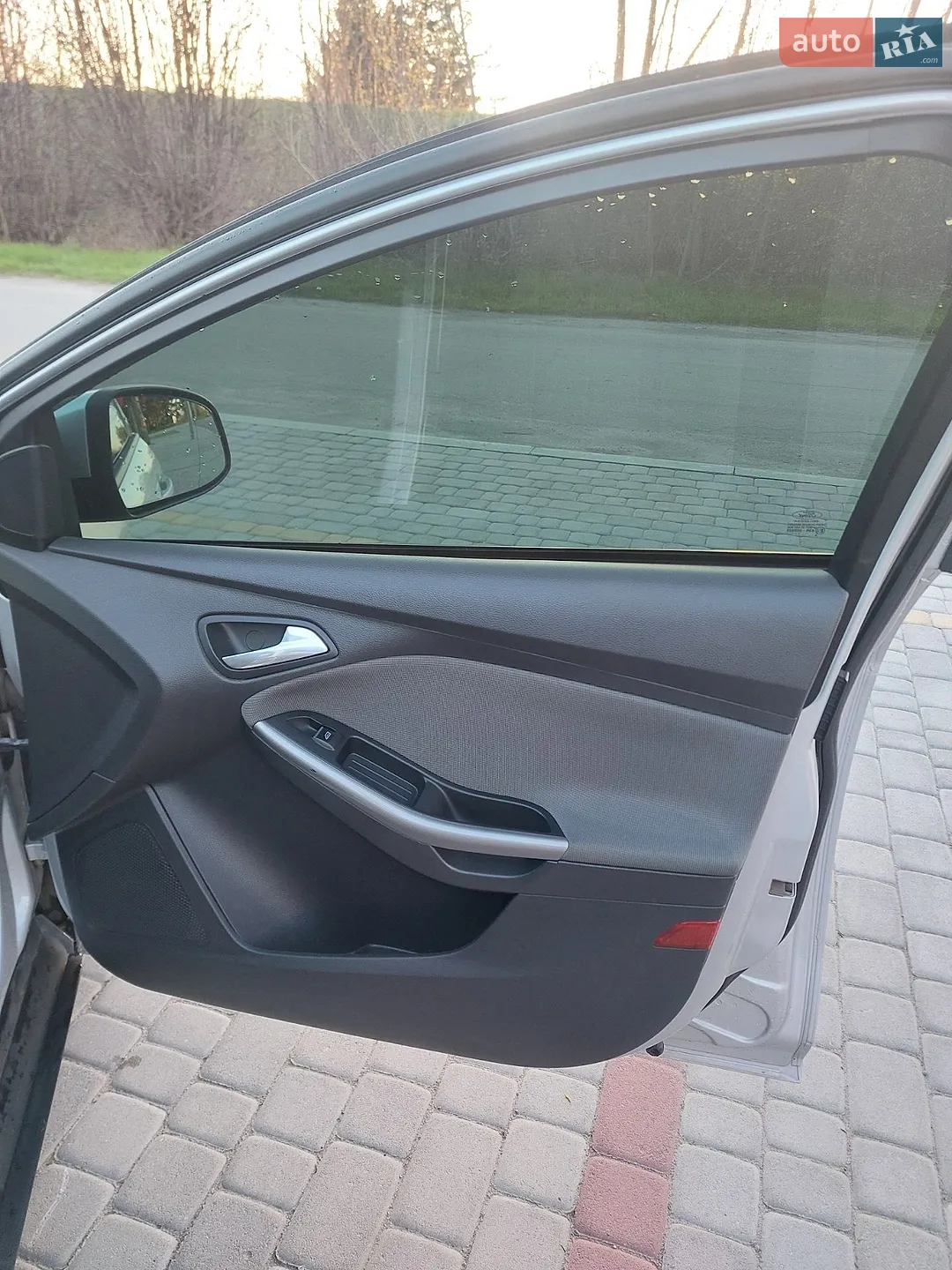 2011 Ford Focus - мініатюра 12