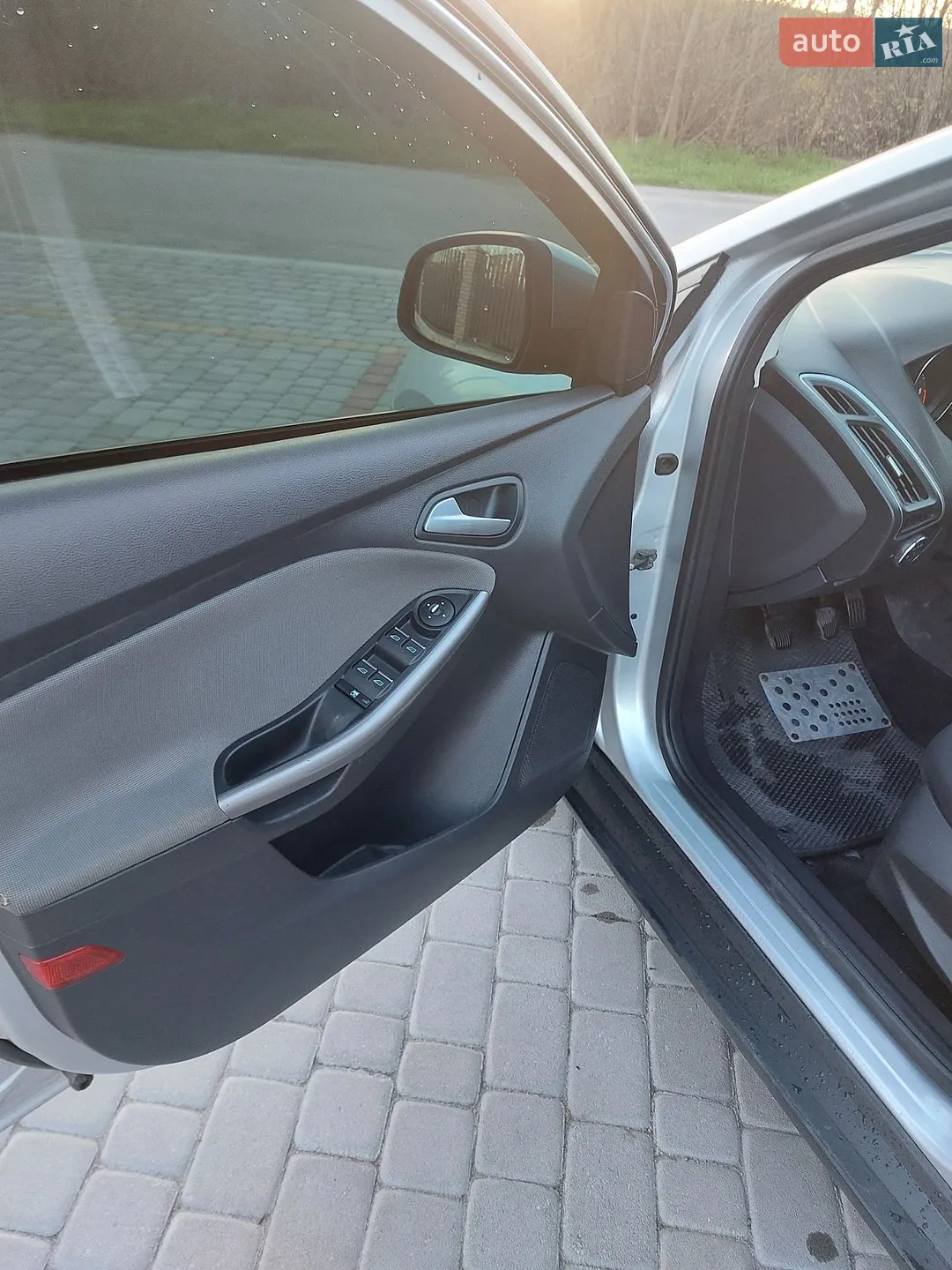 2011 Ford Focus - мініатюра 19