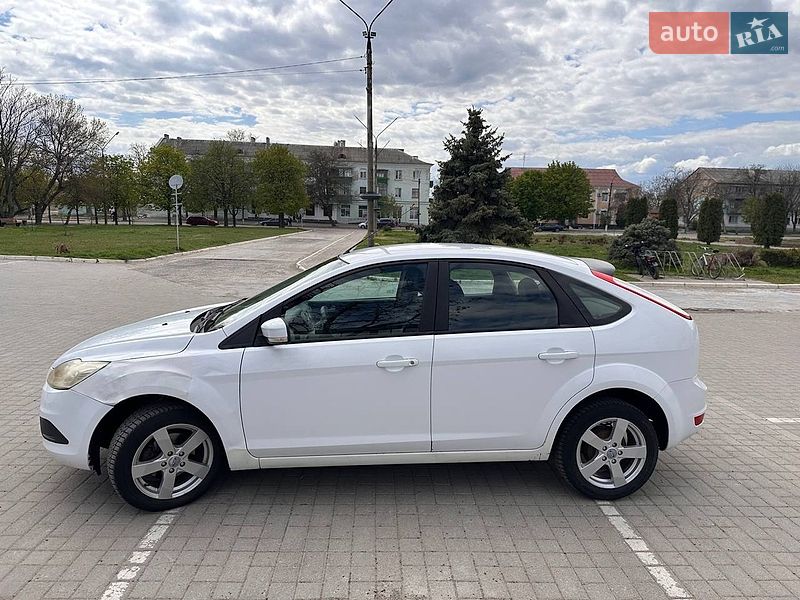 Хэтчбек Ford Focus 2008 в Вознесенске