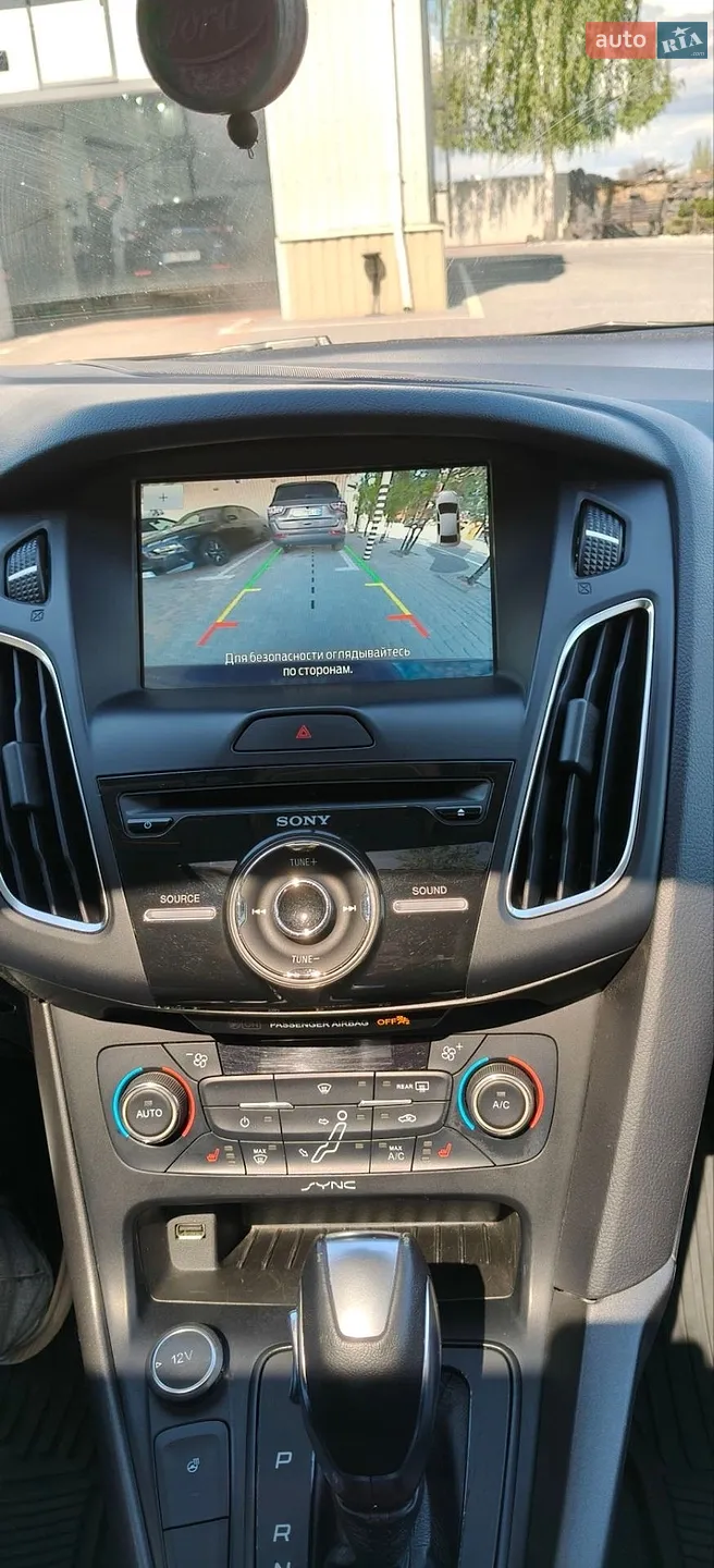 2015 Ford Focus - мініатюра 18