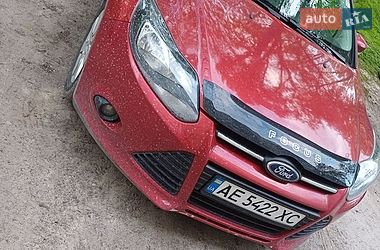 Хетчбек Ford Focus 2014 в Дніпрі