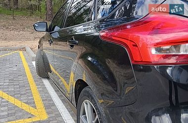 Хетчбек Ford Focus 2015 в Обухові