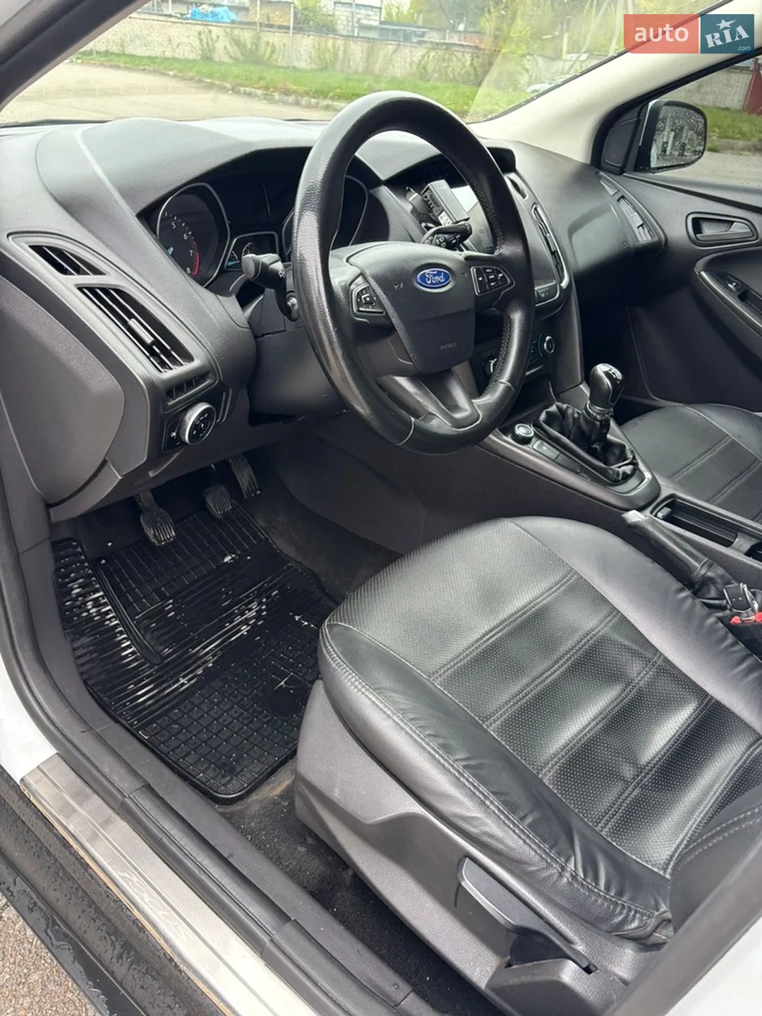 2015 Ford Focus - мініатюра 13