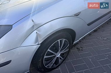 Хэтчбек Ford Focus 2003 в Киеве