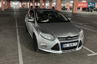 Хэтчбек Ford Focus 2011 в Киеве
