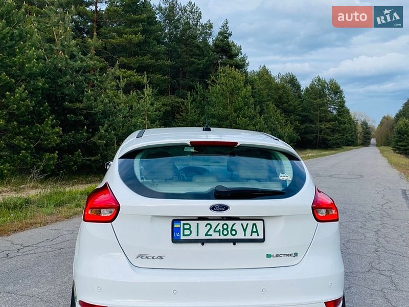 Хетчбек Ford Focus 2015 в Кременчуці