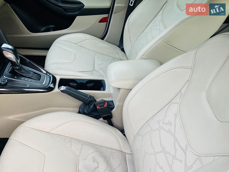 Хетчбек Ford Focus 2015 в Кременчуці