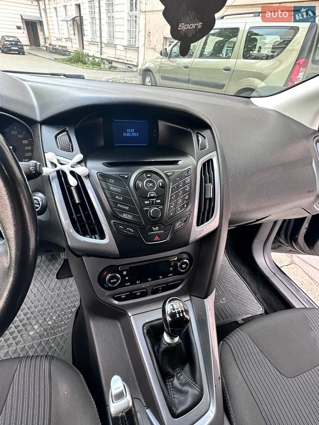 2012 Ford Focus - мініатюра 11