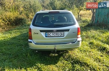 Универсал Ford Focus 2003 в Новояворовске