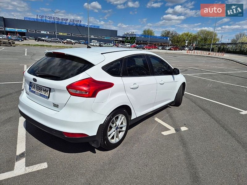 Хетчбек Ford Focus 2016 в Дніпрі
