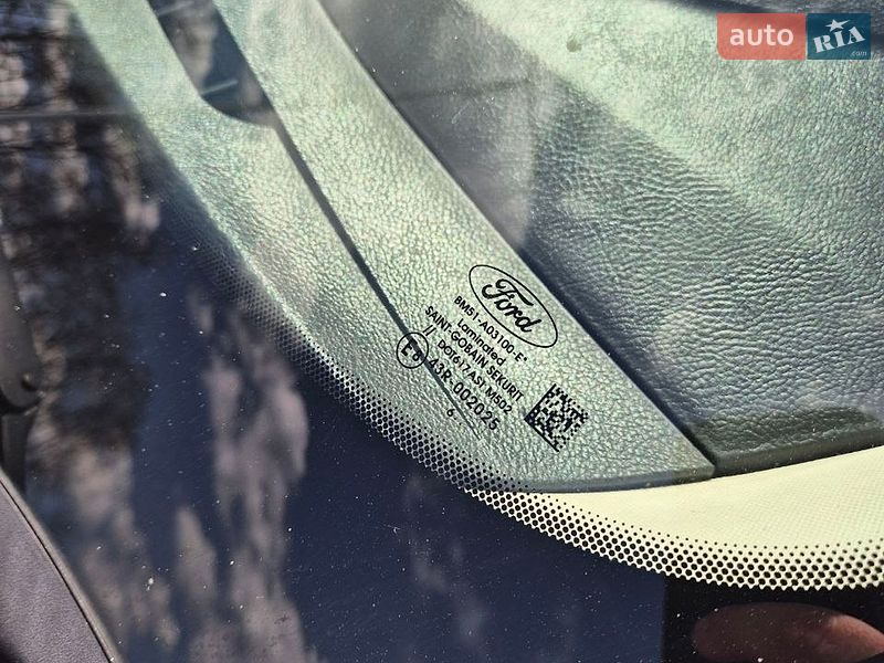 Хетчбек Ford Focus 2016 в Дніпрі