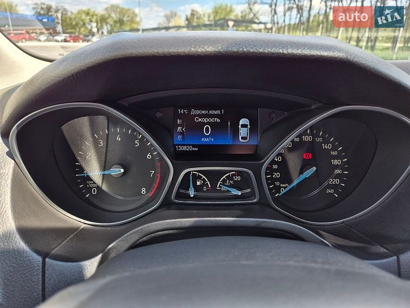 Хетчбек Ford Focus 2016 в Дніпрі