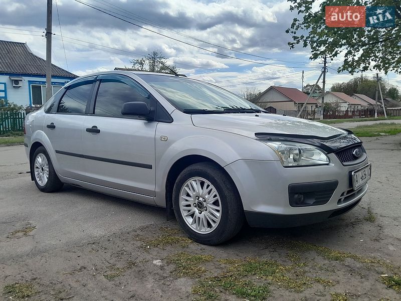Седан Ford Focus 2005 в Вольногорске