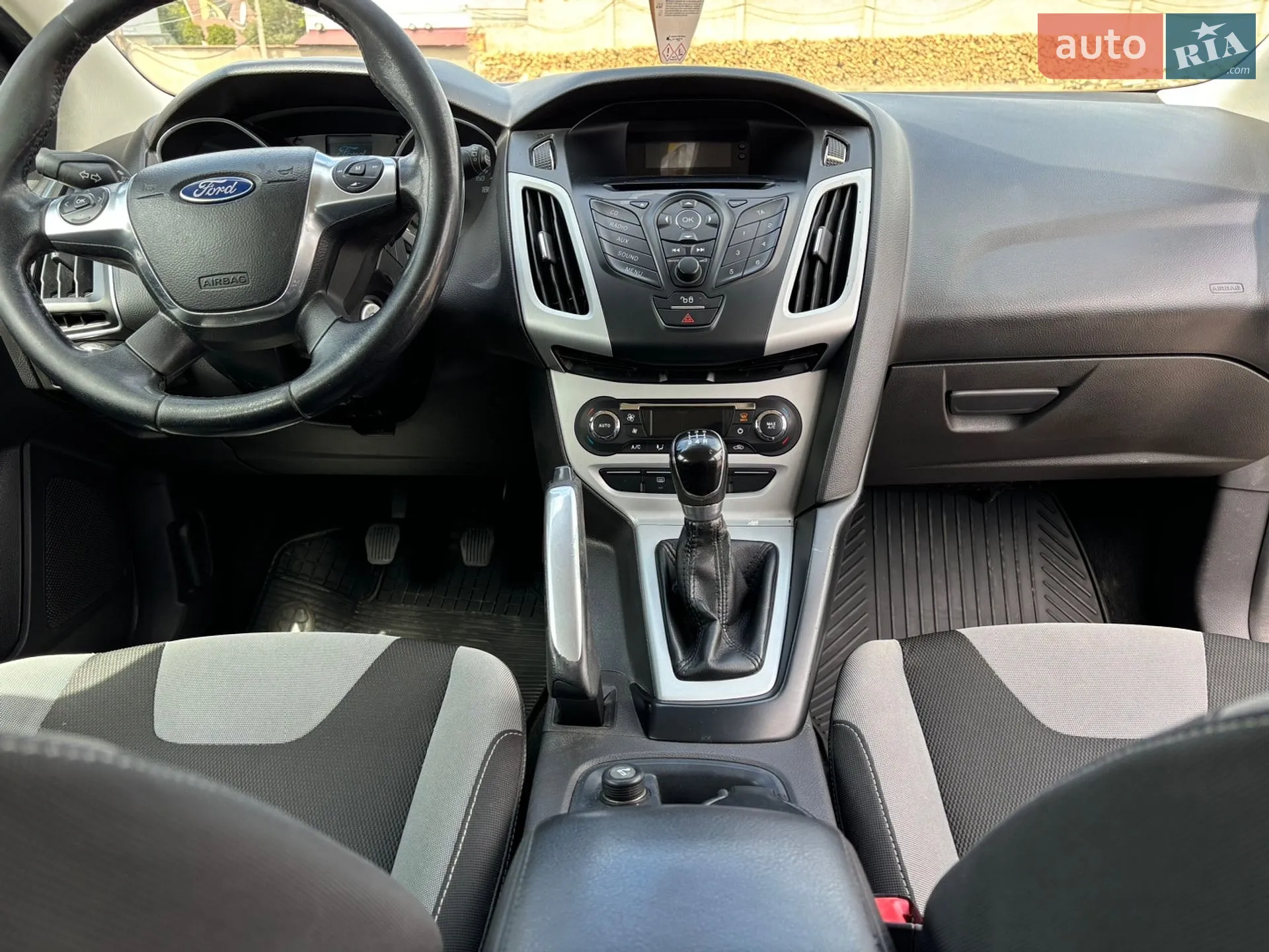 2013 Ford Focus - мініатюра 14