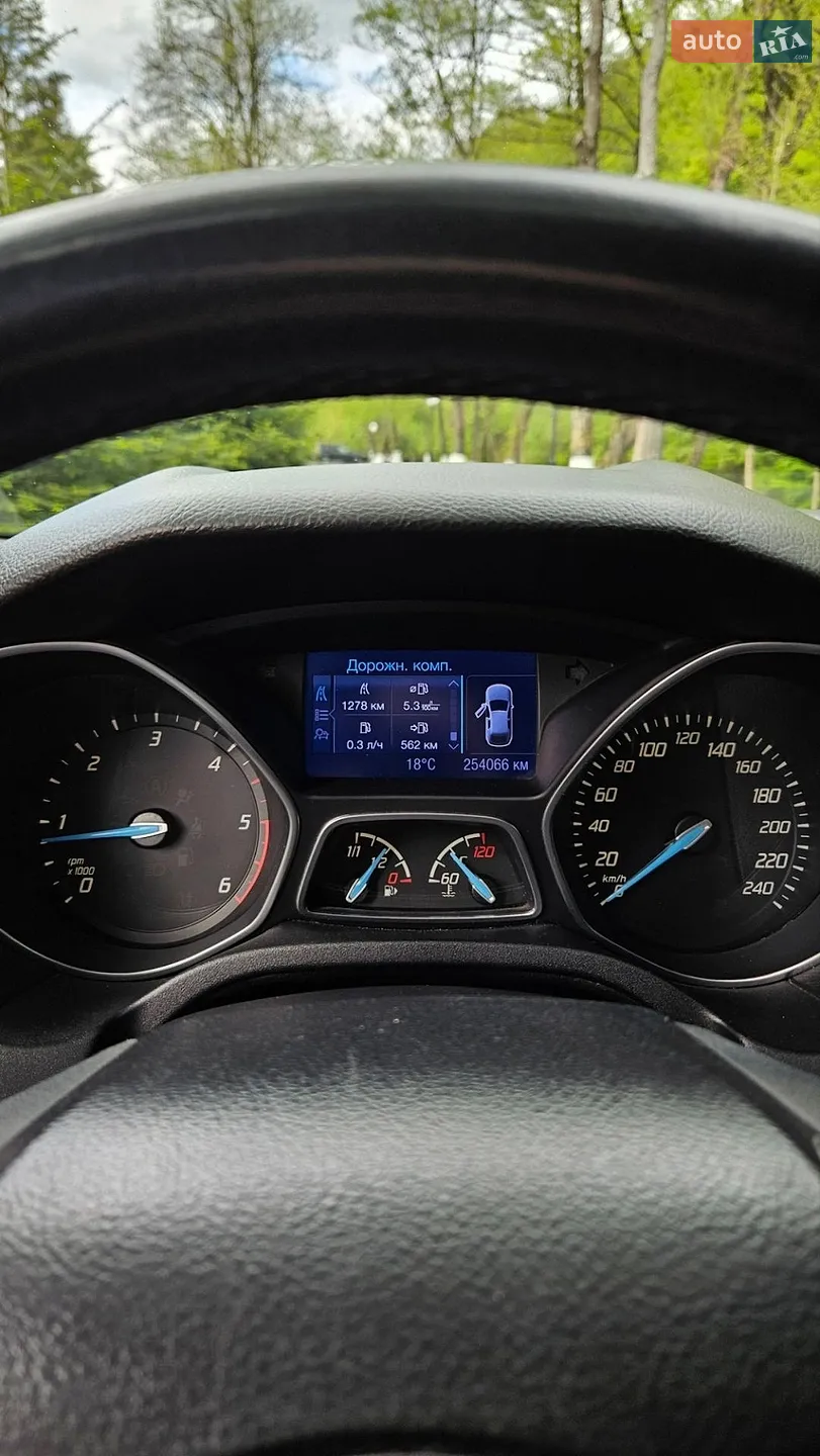 2013 Ford Focus - мініатюра 17