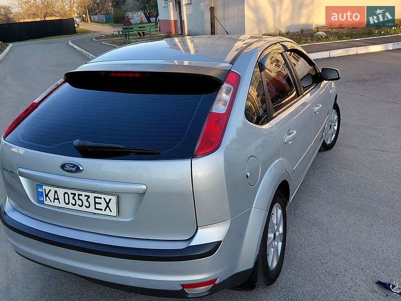Хетчбек Ford Focus 2005 в Ніжині