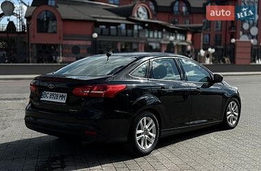 Седан Ford Focus 2015 в Дрогобичі