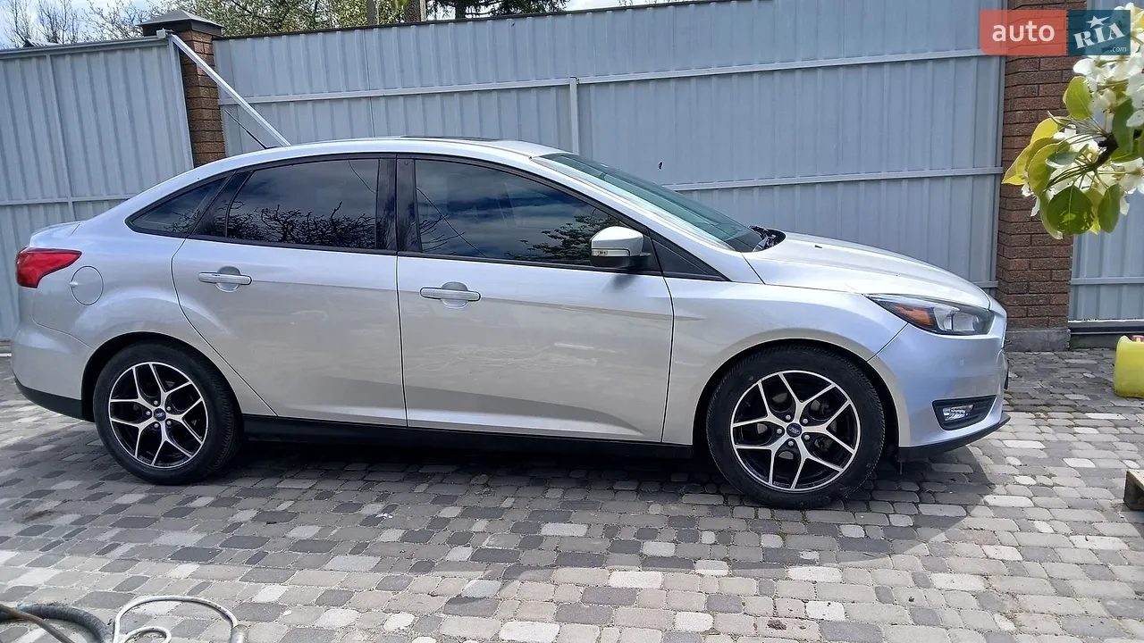 2017 Ford Focus - мініатюра 14