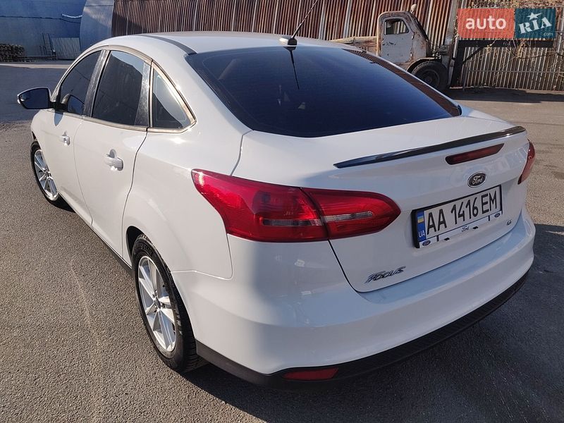 Седан Ford Focus 2015 в Киеве