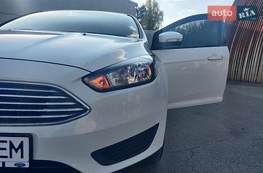 Седан Ford Focus 2015 в Киеве