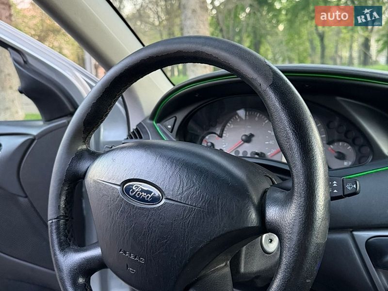 Хетчбек Ford Focus 2003 в Одесі