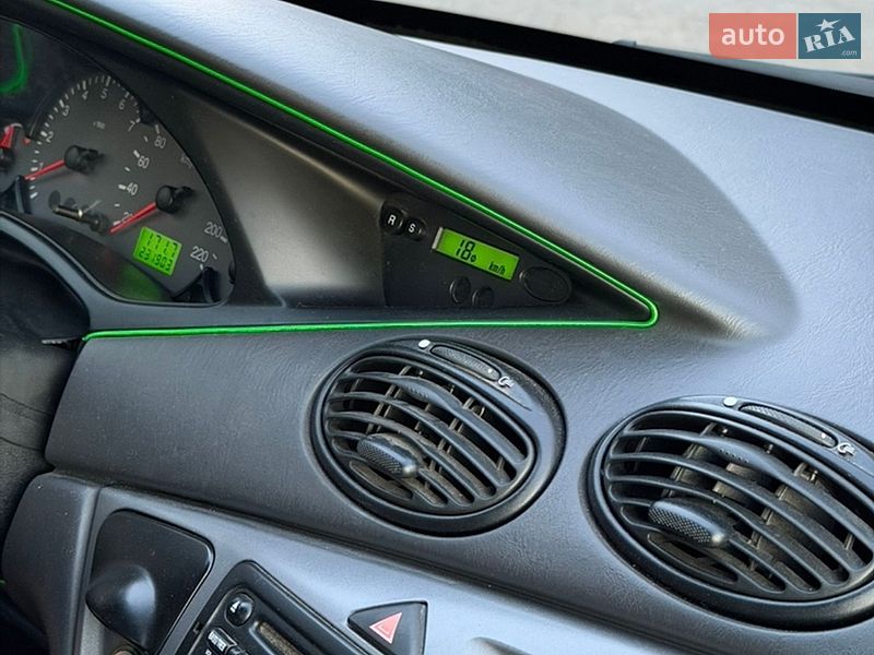 Хетчбек Ford Focus 2003 в Одесі
